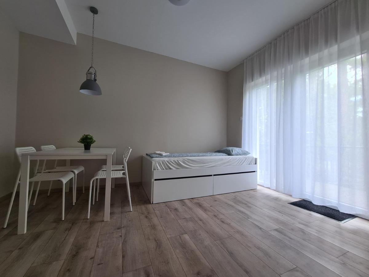 Oet Fenyo Apartmanhaz Siófok Buitenkant foto