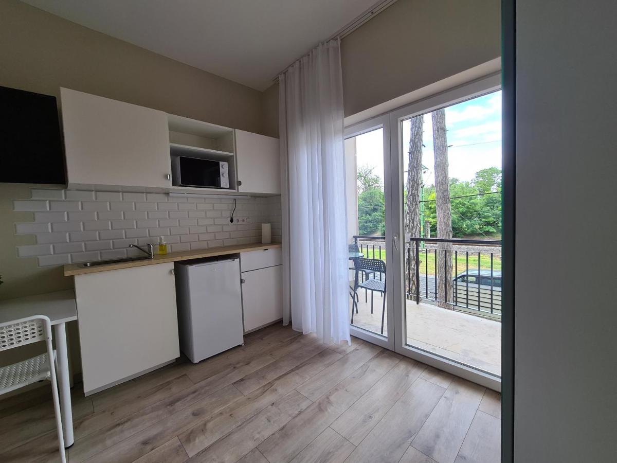 Oet Fenyo Apartmanhaz Siófok Buitenkant foto